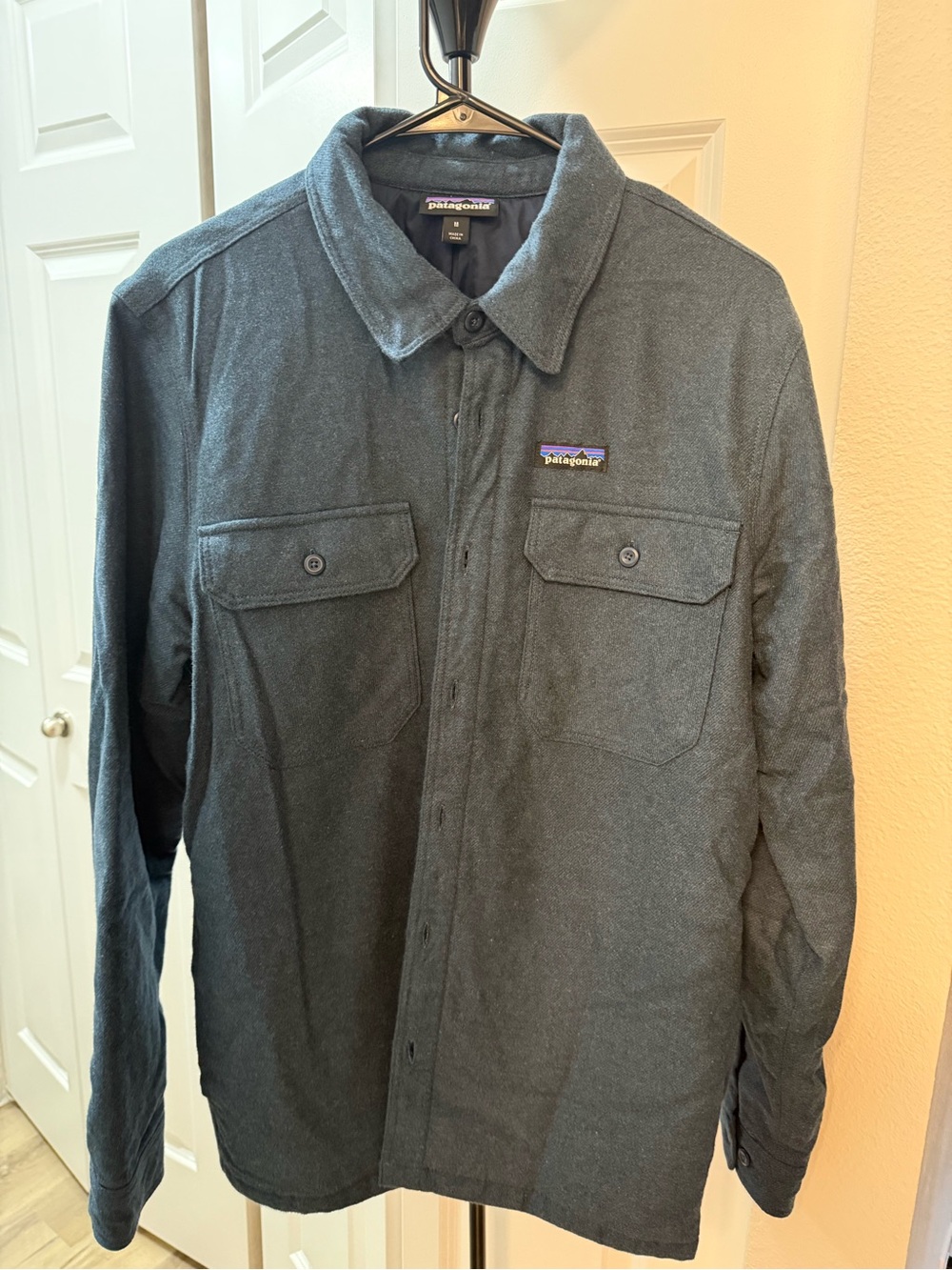 Patagonia Men's Dark Gray Insulated Flannel Jacket